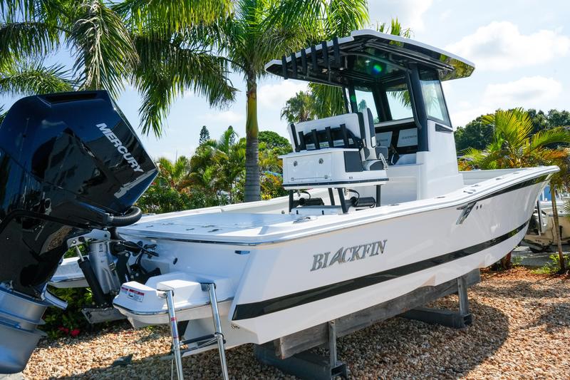 2027 Blackfin 262 HB | Boat and Motor Superstores