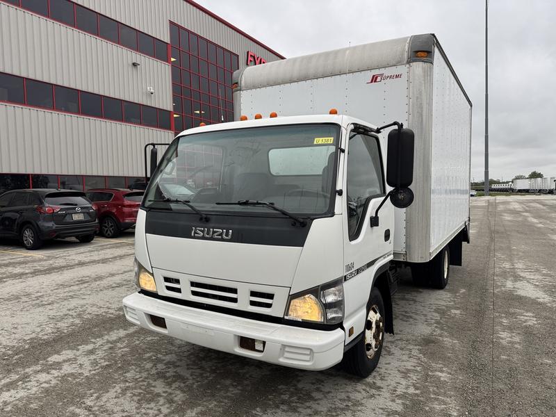 2006 Isuzu NPR in Columbus, OH — photo 2