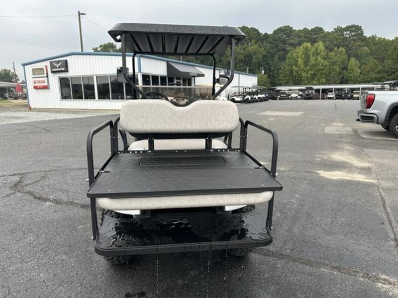 2021 EZGO Freedom photo 4
