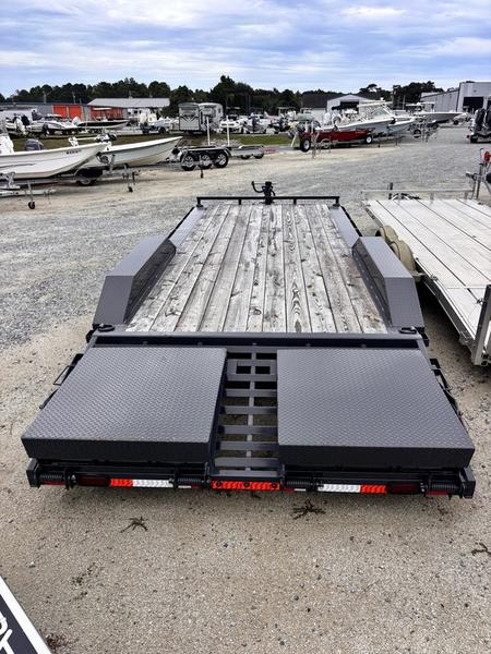 2026 Lamar TRAILERS photo 4
