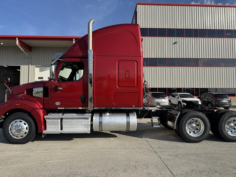 2024 Western Star 49X in Columbus, OH — photo 3