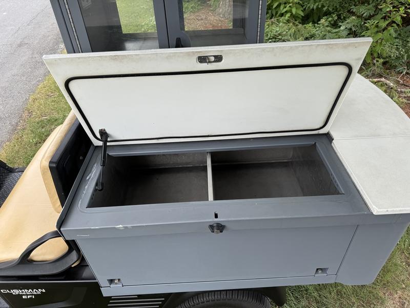 2022 Cushman Hauler photo 5