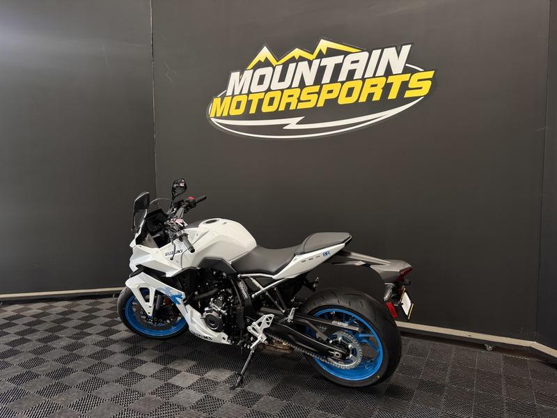 2026 Suzuki GSX-8R | Mountain Motorsports
