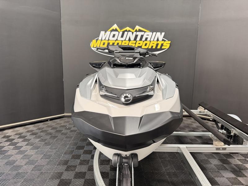 2026 Sea-Doo GTX™ Limited 325 White Pearl Premium | Mountain