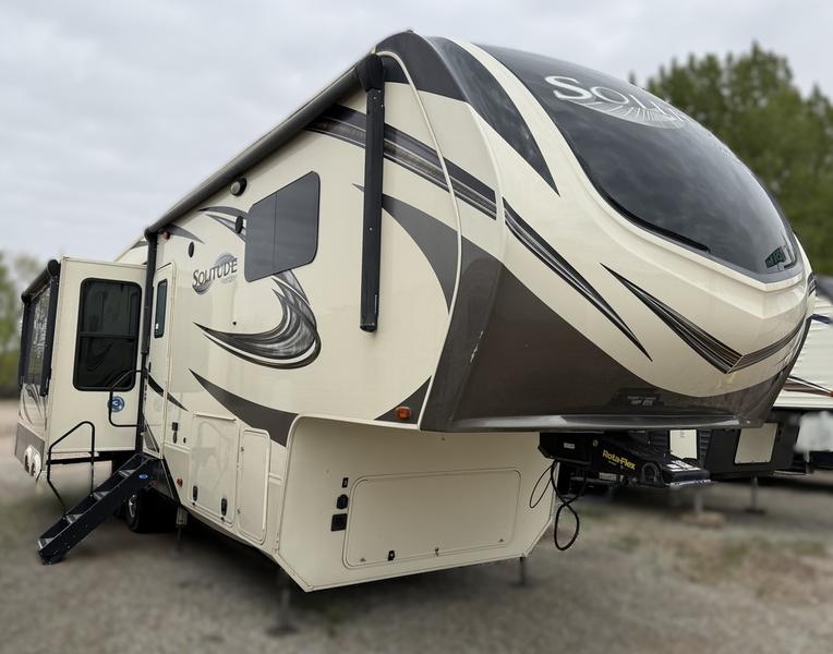 2018 Grand Design Solitude