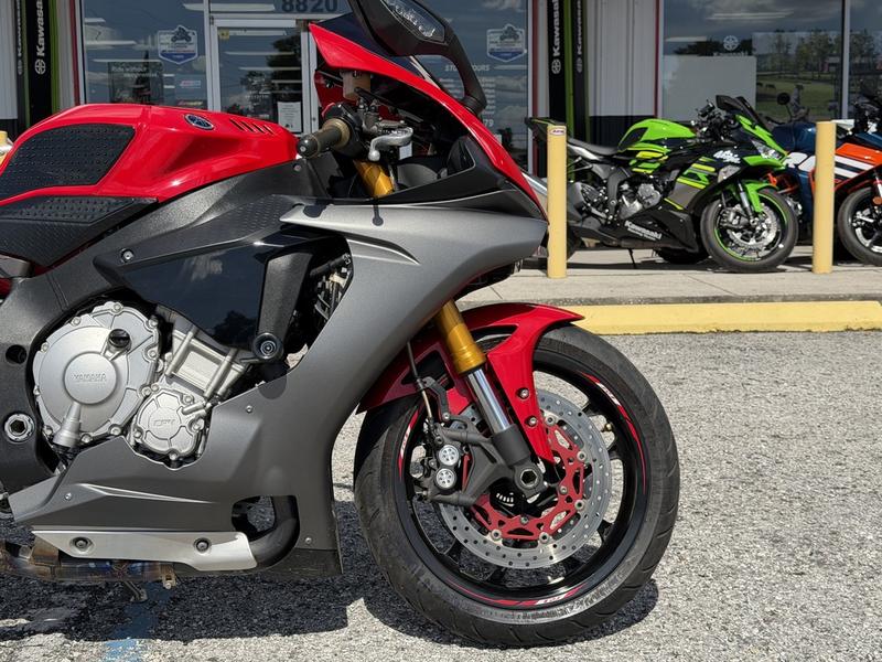 2015 Yamaha YZF-R1 | Moramoto