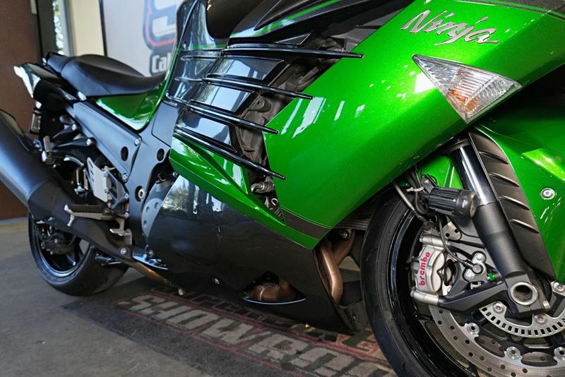 sa様オーダーページ140、141 2018 Kawasaki Ninja® ZX™-14R ABS SE | SuperBike Showroom
