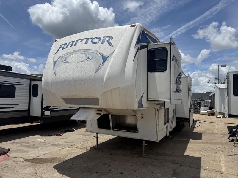 2010 Keystone RV Raptor 3912LEV | Family First RV