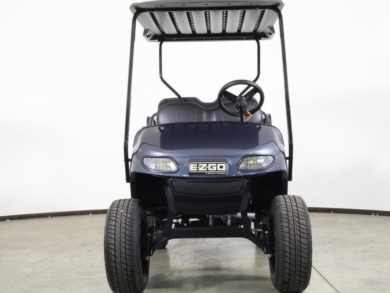 2018 EZGO TXT photo 2