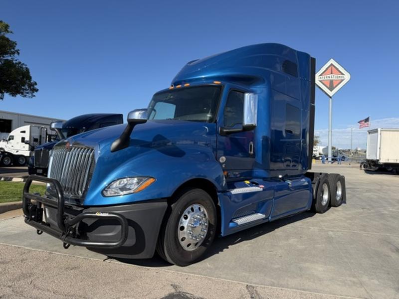2022 International LT in Amarillo