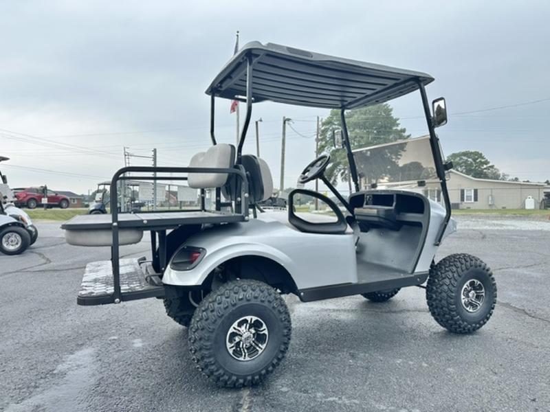 2021 EZGO Freedom photo 5