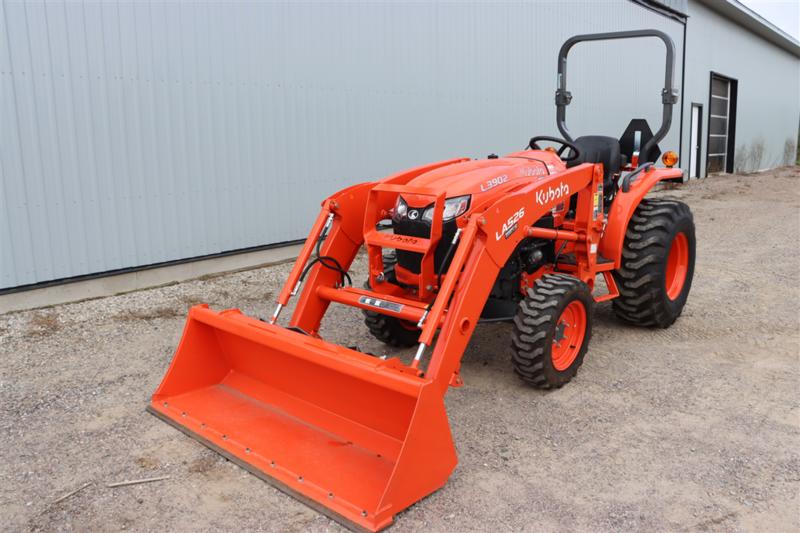 2026 Kubota L3902DTRC used for sale - photo 5