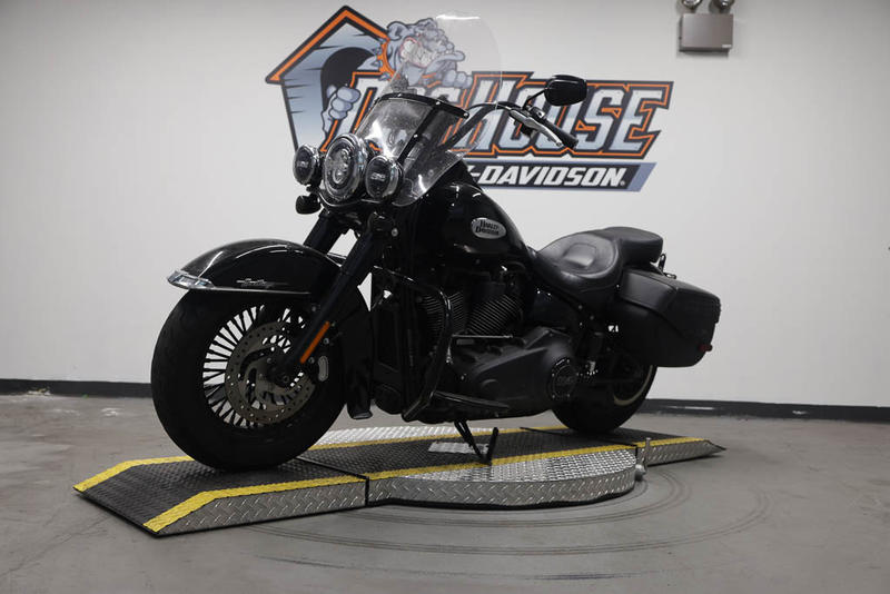 Used 2022 Harley-Davidson Heritage Classic 114 FLHCS Motorcycle