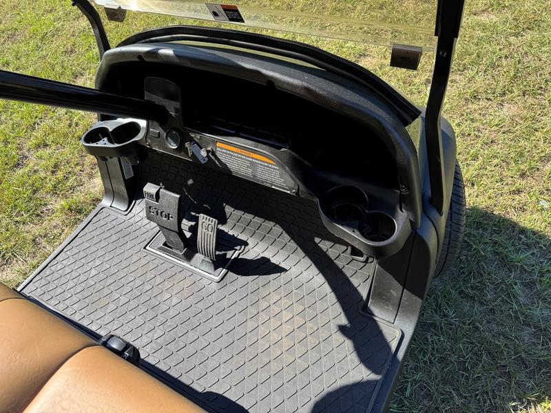 2014 Club Car Precedent photo 4