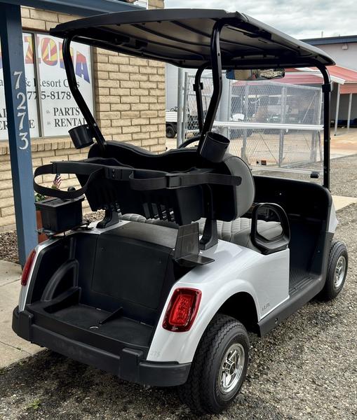 2022 EZGO RXV photo 2