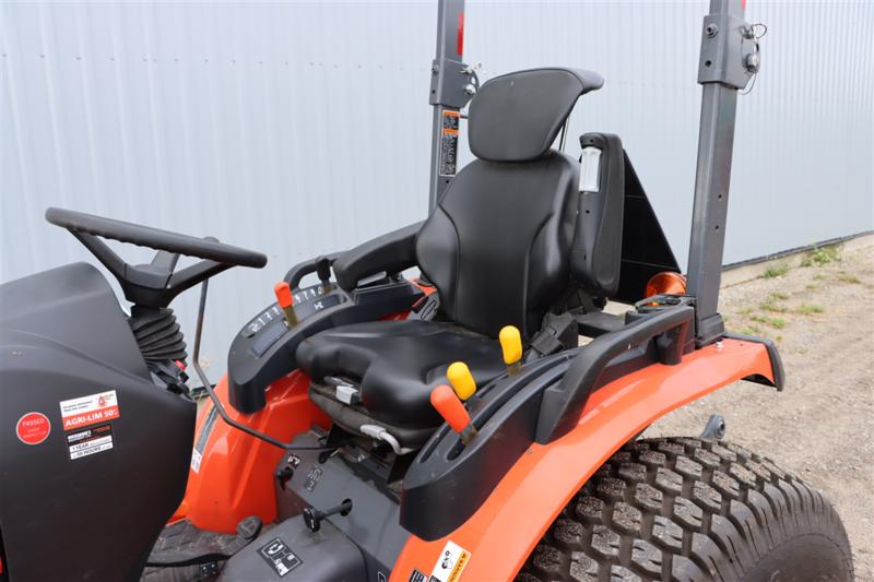 2024 Kubota LX2610HSD used for sale - photo 9