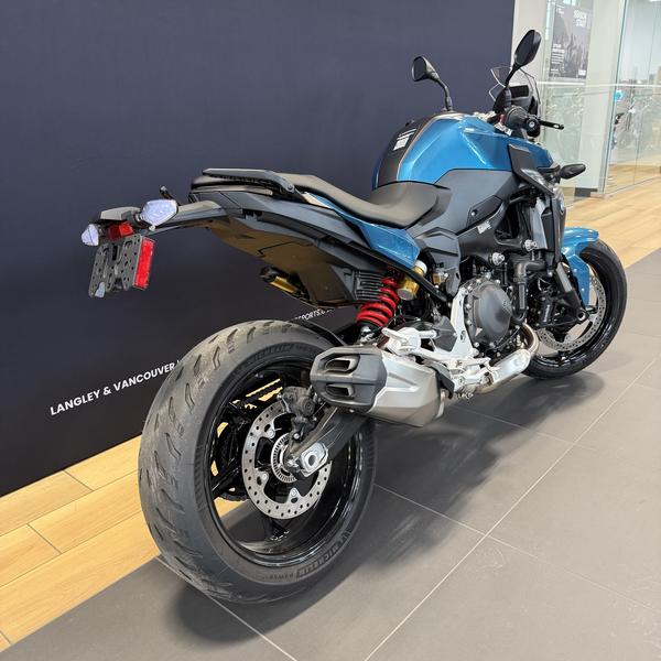 Snapper Rocks Bmw Color 2025 BMW F 900 R Snapper Rocks Blue metallic | High Road Motorsports