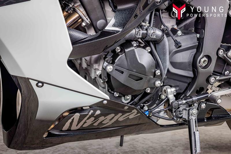 2026 Kawasaki Ninja® ZX™-6R ABS | Young Powersports of Logan