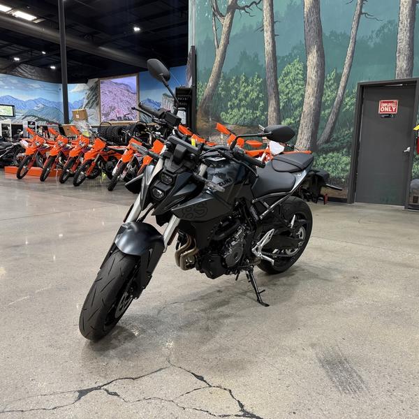 2023 Suzuki GSX-8S | Mountain Motorsports