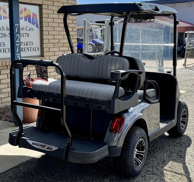 2022 EZGO Freedom photo 2