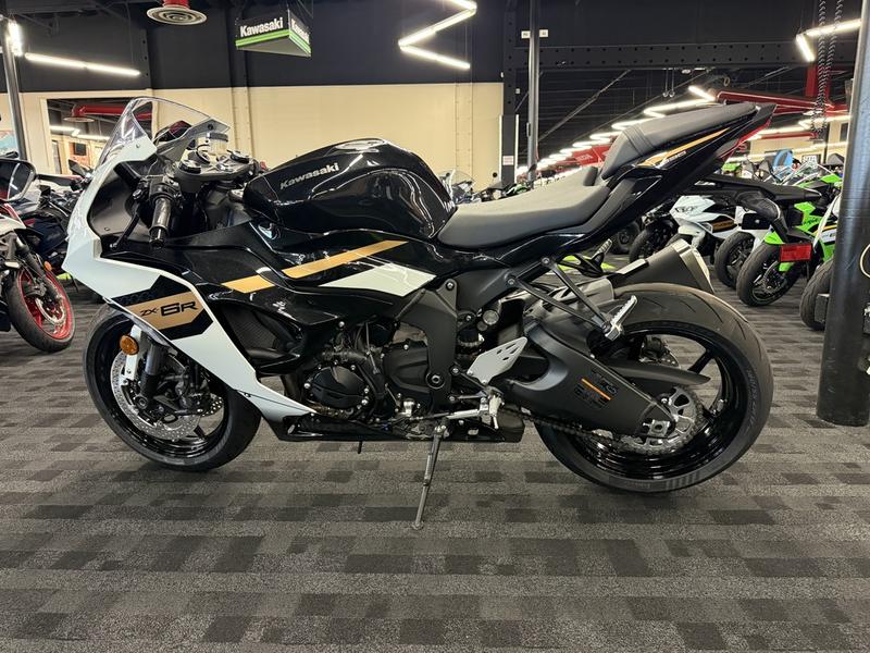 noyocc様 2026 Kawasaki Ninja® ZX™-6R | Chaparral Motorsports