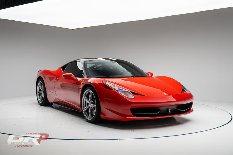 2011 Ferrari 458 Italia — photo 1 of 60