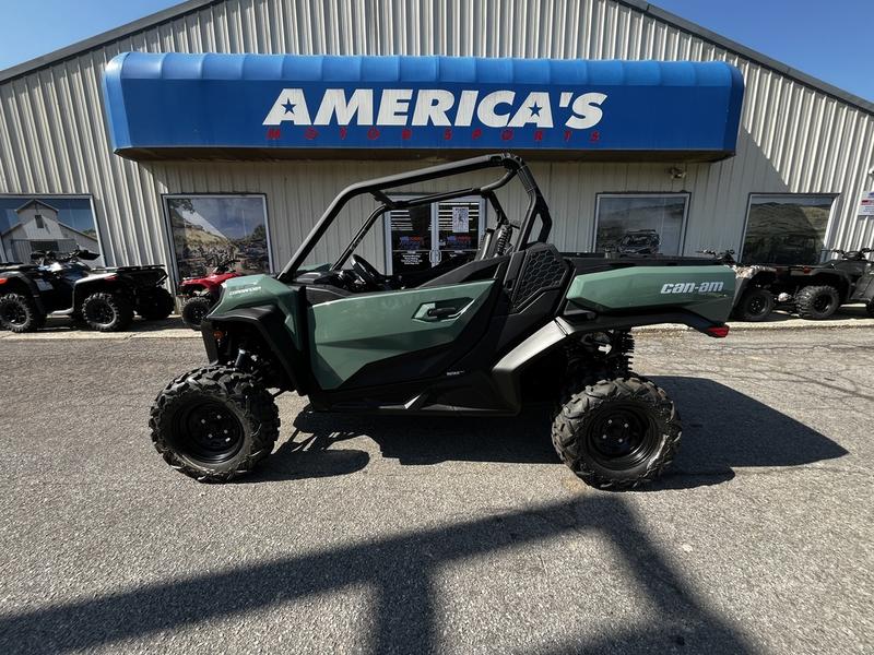 2026 Can-Am® Commander DPS 700 | America's Motor Sports