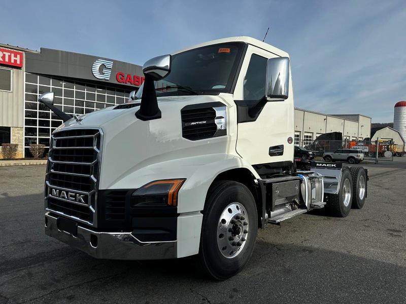 2027 Mack AN64TV04 Stock: AM-1254 | Gabrielli Truck Sales