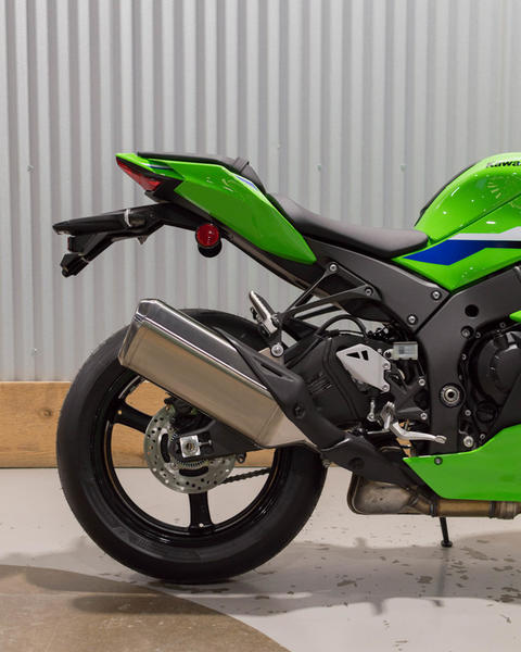 2026 Kawasaki NINJA® ZX™-10R ABS | North American Warhorse