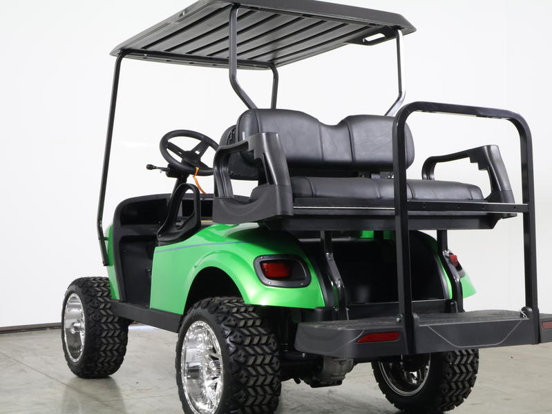 2017 EZGO TXT photo 8