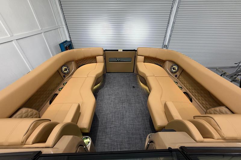 2027 Godfrey Sanpan 27' Twin Flip Lounge Windshield Tritoon - 2700