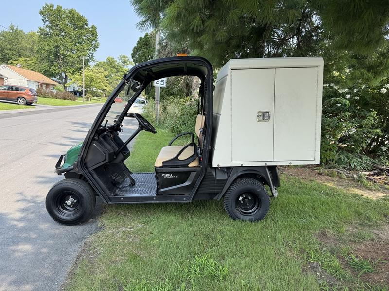 2021 Cushman Hauler photo 7