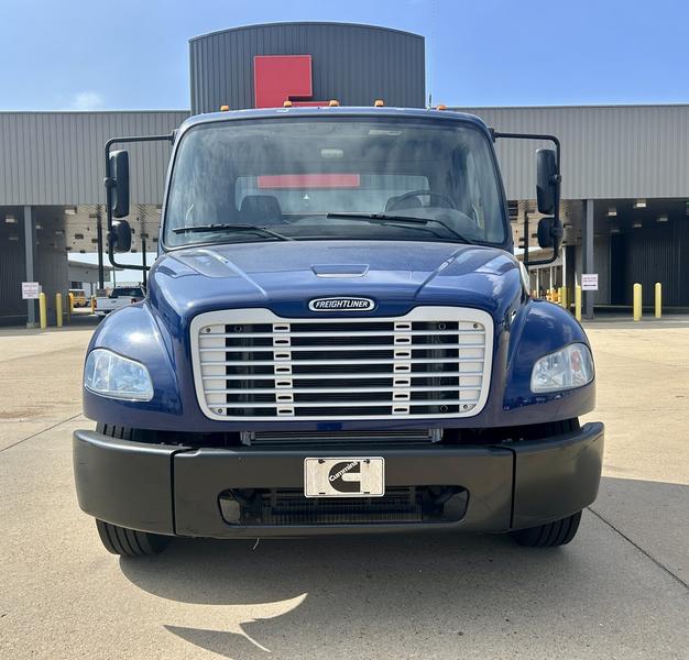 2012 Freightliner eM2 in Jackson — photo 2