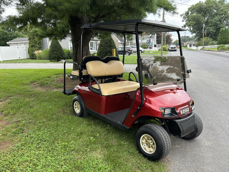 2016 EZGO TXT photo 3