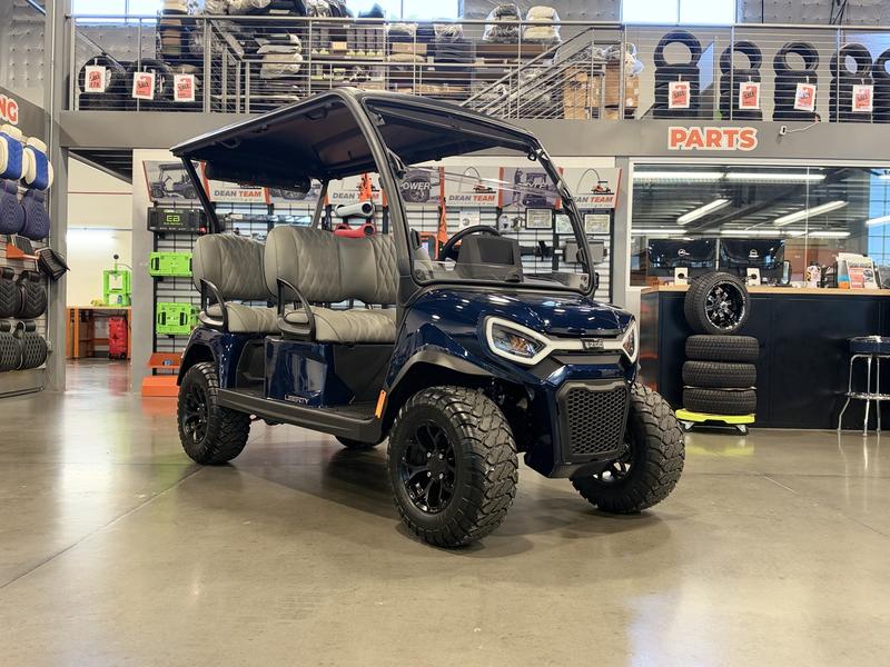 2027 EZGO Liberty photo 2