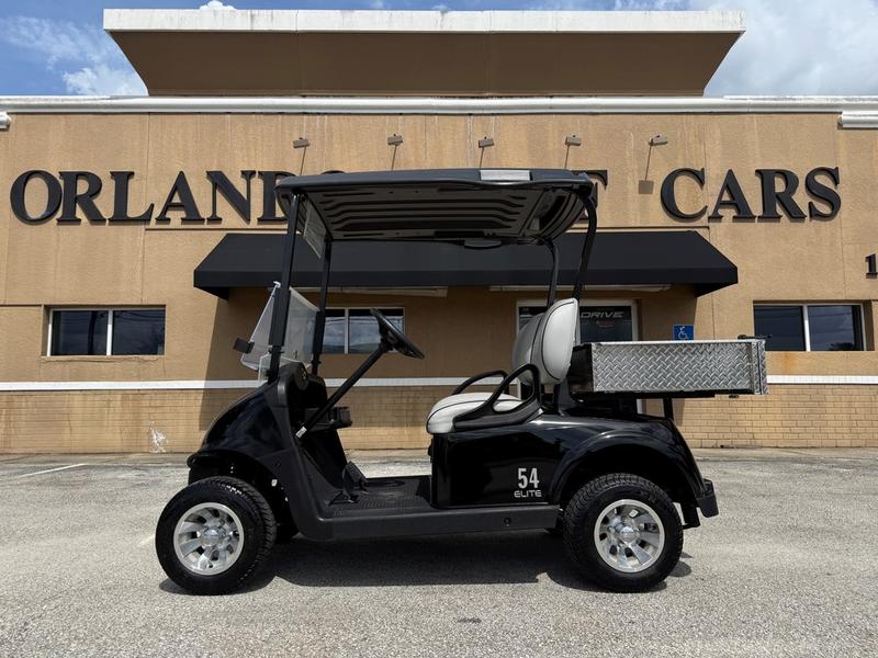 2022 EZGO RXV