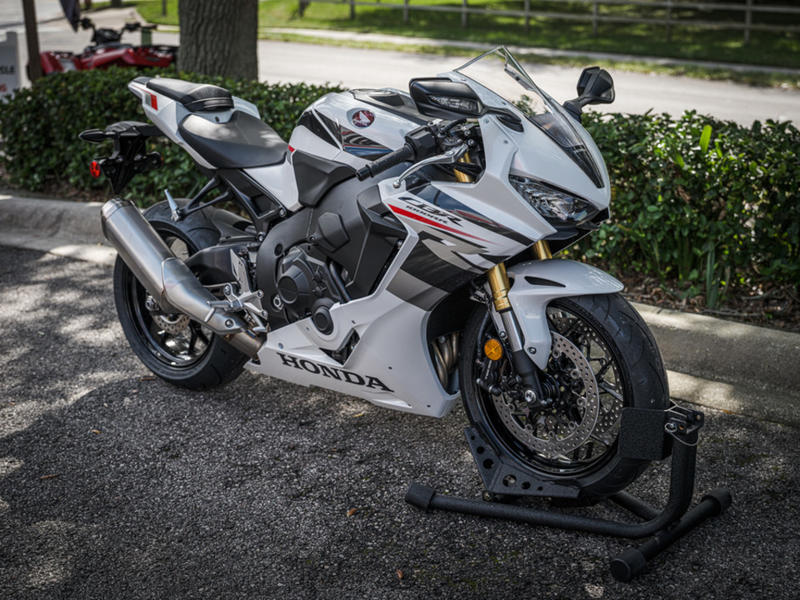 2027 Honda® CBR1000RR ABS | RC Hill Honda Powersports