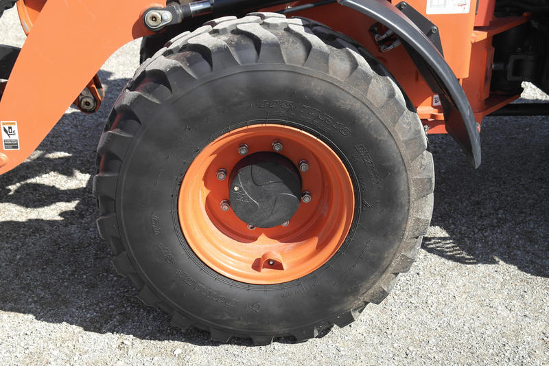 Kubota R640 used for sale - photo 11