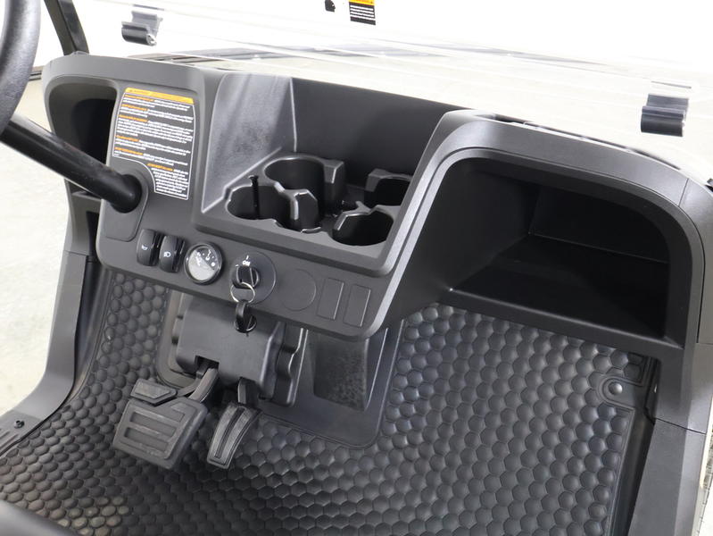 2027 EZGO Valor photo 5
