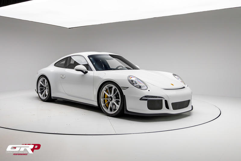 2016 Porsche 911R — photo 1 of 60