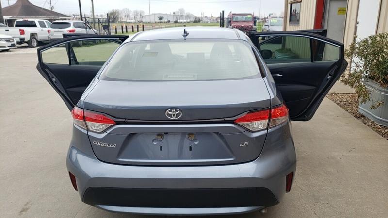 2020 Toyota Corolla LE - Photo 14