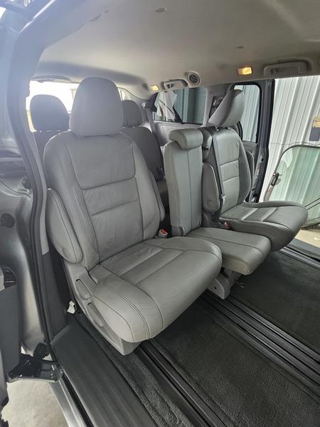 2017 Toyota Sienna XLE - Photo 12