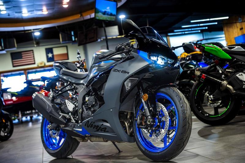 2026 Kawasaki Ninja® ZX™-6R ABS | Woods Cycle Country