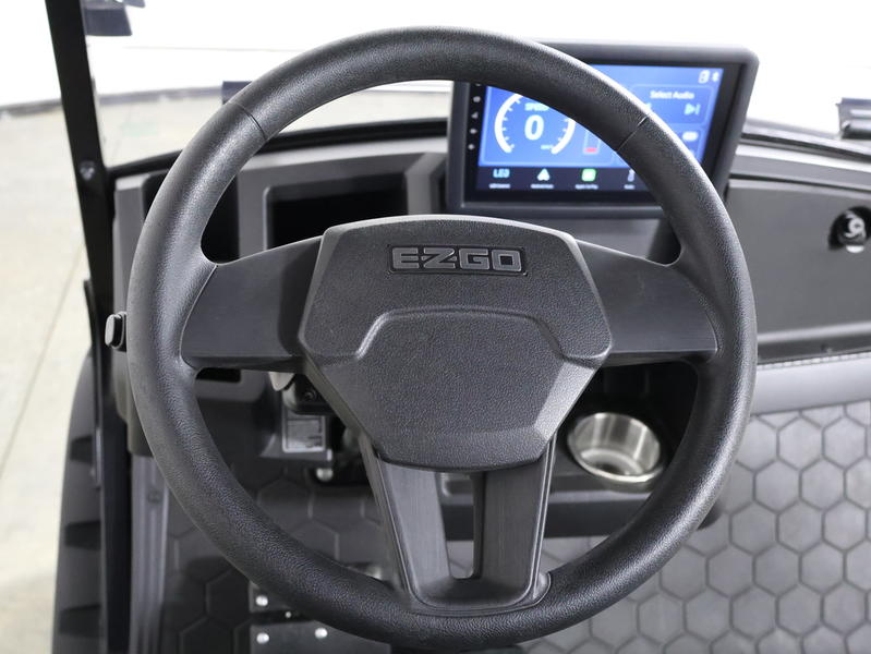 2026 EZGO Express photo 8