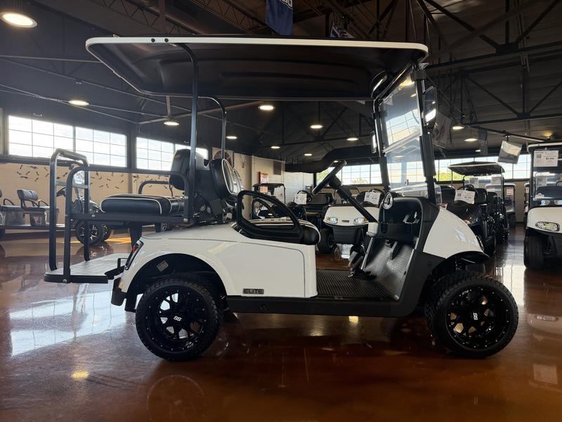 2021 EZGO Freedom photo 9