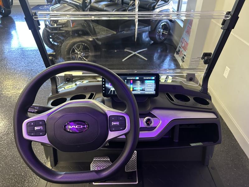 2027 Dach Vehicles photo 5