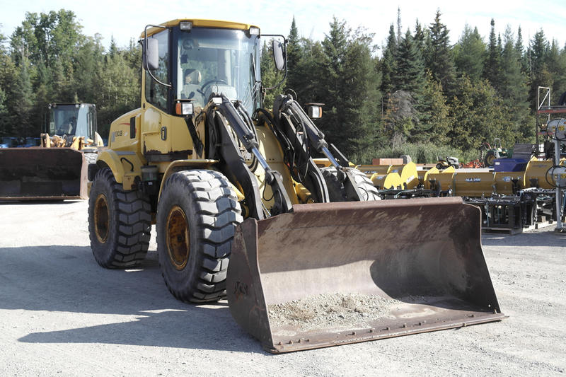 New Holland LW130.B used for sale - photo 8