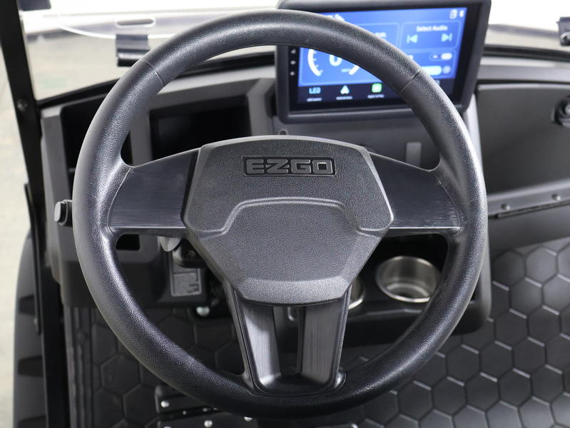 2026 EZGO Express photo 8