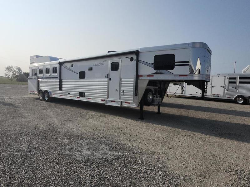 2025 Lakota Trailers Charger 4 Horse Gooseneck Trailer with 15' Living ...