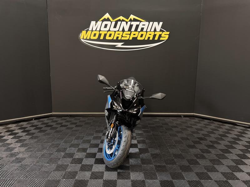 2026 Kawasaki Ninja® ZX™-6R ABS | Mountain Motorsports